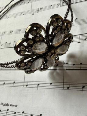 3 for $25 Vintage-Inspired Clear Crystal Flower Pendant Headband